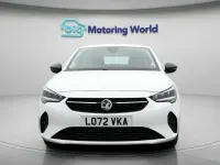 Second-hand Vauxhall Corsa Design Edition 75 CP (55 kW) 2022 Alb Hatchback