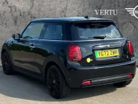 Używany Mini Cooper S Level 2 135 kW (184 KM) 2022 Czarny Hatchback