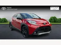 Used Toyota Aygo X 72 HP (52 kW) 2024 Red SUV