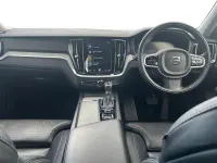Begagnad Volvo V60 Inscription 190 HK (139 kW) 2020 Silver Kombi