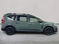 Used Dacia Jogger Extreme 110 HP (80 kW) 2024 Green MPV
