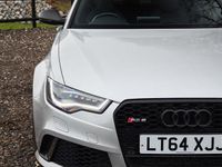 Usado Audi RS6 Advanced 560 HP (411 kW) 2014 Prateado Carrinha