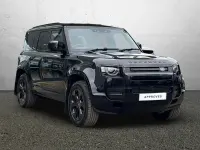 Usado Land Rover Defender SE Dynamic 2025 Preto SUV