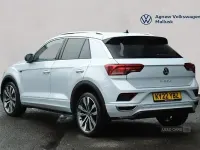 Usado VW T-Roc R-line 150 CV (110 kW) 2022 Plateado SUV
