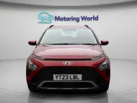 Begagnad Hyundai Bayon SE 100 HK (73 kW) 2023 Röd SUV
