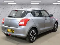 Używany Suzuki Swift SZ-T 90 KM (66 kW) 2020 Srebrny Hatchback