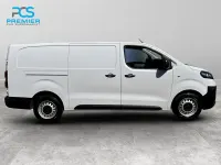 Used Vauxhall Vivaro 100 HP (73 kW) 2022 White MPV