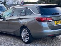 Used Vauxhall Astra Elite 150 HP (110 kW) 2017 Grey Estate