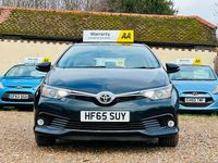 Used Toyota Auris Business Edition 112 HP (82 kW) 2015 Grey Hatchback