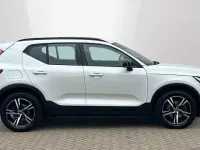 Used Volvo XC40 Plus 161 HP (118 kW) 2022 White SUV