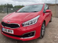 Używany Kia Ceed 2016 Czerwony Hatchback