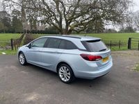 Used Vauxhall Astra Design Edition 125 HP (91 kW) 2019 Silver Estate