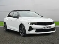 Used Vauxhall Astra Ultimate 130 HP (95 kW) 2025 White Hatchback