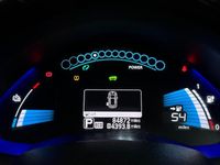 Begagnad Nissan Leaf Tekna 80 kW (109 HK) 2015 Röd Halvkombi