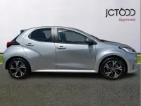 Used Toyota Yaris Design 113 HP (83 kW) 2024 Silver Hatchback