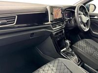 Usado VW T-Roc R-line 150 HP (110 kW) 2025 Azul SUV