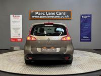 Used Renault Scénic III 110 HP (80 kW) 2011 Beige MPV