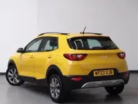 Used Kia Stonic 99 HP (72 kW) 2023 Yellow SUV