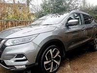 Used Nissan Qashqai Tekna 110 HP (80 kW) 2017 Grey SUV