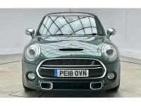 Usado Mini Cooper S Hatch 192 CV (141 kW) 2018 Verde Utilitario