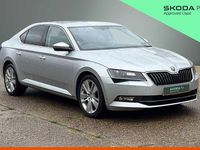 Used Skoda Superb 140 HP (102 kW) 2018 Brilliant silver metallic Hatchback