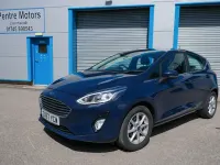 Used Ford Fiesta Zetec 100 HP (73 kW) 2017 Blue Hatchback
