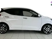 Used Hyundai i10 Premium 2025 White Hatchback