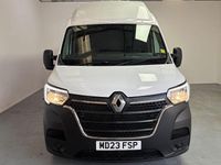 Used Renault Master Business 135 HP (99 kW) 2023 White MPV