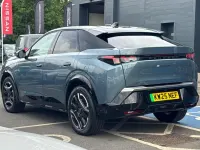 Usado Peugeot e-3008 GTi 156 kW (213 CV) 2025 Azul SUV