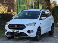 Usado Ford Kuga ST-Line 120 CV (88 kW) 2019 Blanco SUV