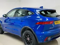 Usado Jaguar E-Pace R-Dynamic 180 HP (132 kW) 2019 Azul SUV