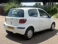 Used Toyota Yaris T2 2004 White Hatchback