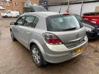 Używany Vauxhall Astra Design Edition 2007 Beżowy Hatchback