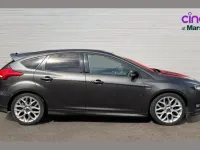 Used Ford Focus ST-Line 125 HP (91 kW) 2017 Grey Hatchback