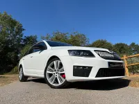 Used Skoda Octavia vRS 184 HP (135 kW) 2014 White Estate