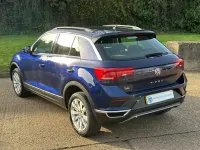 Usado VW T-Roc SE 115 HP (84 kW) 2019 Azul SUV