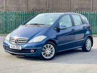 Used Mercedes A160 Elegance 2010 Blue Hatchback