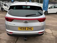 Gebraucht Kia Sportage 114 PS (83 kW) 2016 Silber SUV