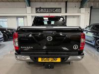 Used Nissan Navara Tekna 190 HP (139 kW) 2018 Black Pickup