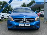Käytetty Mercedes A200 136 HP (100 kW) 2015 Sininen Viistoperä