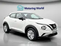 Usado Nissan Juke Acenta 114 HP (83 kW) 2023 Branco SUV