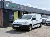 Used Citroën Berlingo 75 HP (55 kW) 2011 White MPV