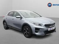 Usado Kia XCeed 141 HP (103 kW) 2021 Prateado SUV