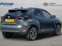 Used Toyota Yaris Cross 113 HP (83 kW) 2024 Grey SUV