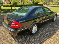 Used Mercedes E280 Elegance 2005 Black Sedan