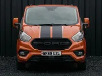 Used Ford Transit Custom Limited 130 HP (95 kW) 2019 Orange Van