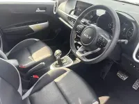 Used Kia Picanto X-Line 67 HP (49 kW) 2023 White Hatchback