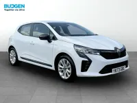 Used Renault Clio Evolution 143 HP (105 kW) 2023 White Hatchback