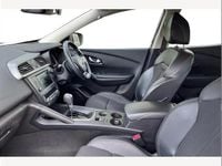 Gebraucht Renault Kadjar Dynamique 128 PS (94 kW) 2018 Weiß SUV