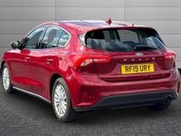 Used Ford Focus Titanium 150 HP (110 kW) 2019 Red Hatchback